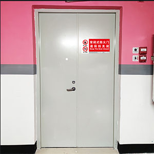 常開防火門和常閉防火門怎么區(qū)分(圖1) 常閉式防火門.jpg